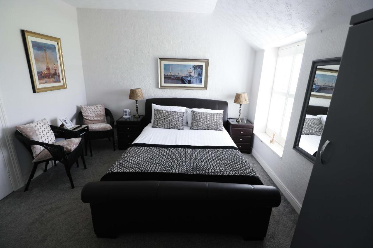 Mandalay Hotel Portrush Exterior foto